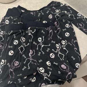 Little sleepies skeleton